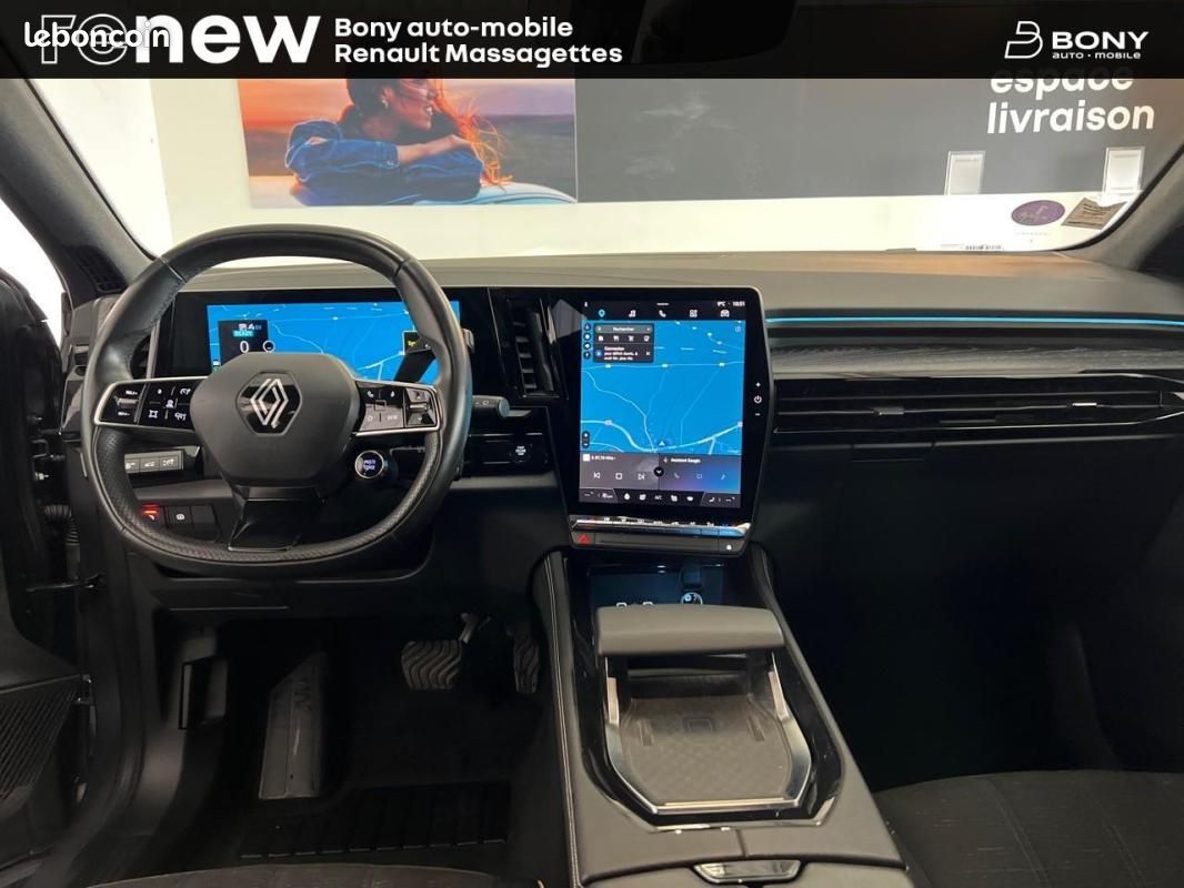 Renault Austral E-Tech hybrid 200 Iconic (image 12)