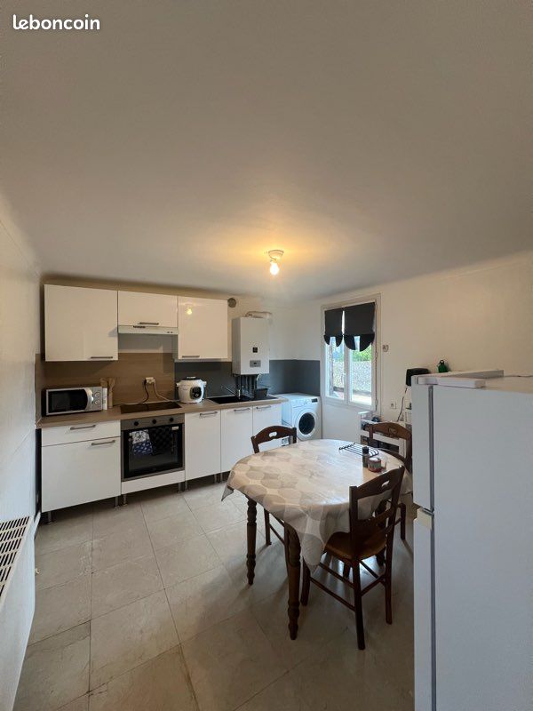 Appartement 3 pièces 40 m² · à Pont-Audemer · 40 m² · 560 €/mois