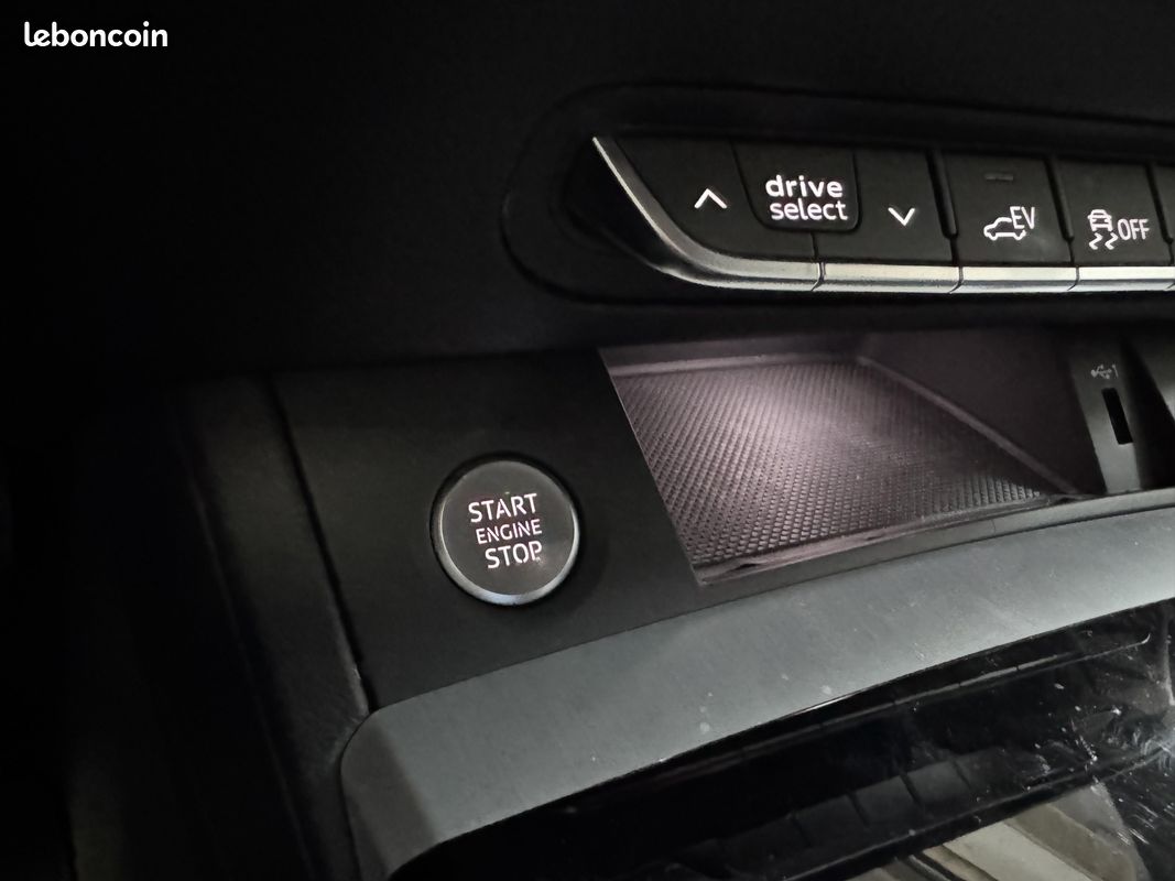 AUDI Q5 50 TFSIe 299 S tronic 7 Quattro S line (image 23)