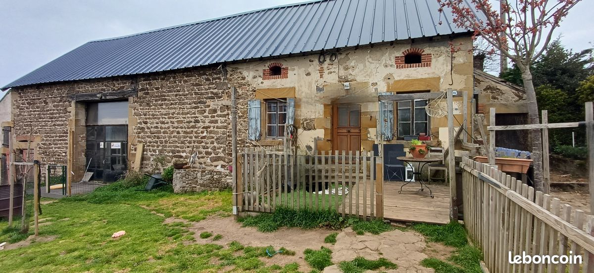 Maison 4 pièces 150 m² · à Tronget · 150 m² · 68 000 €