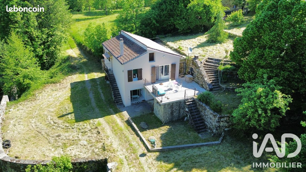 Maison 5 pièces 78 m² · à Saint-Andéol-de-Fourchades · 78 m² · 137 000 €