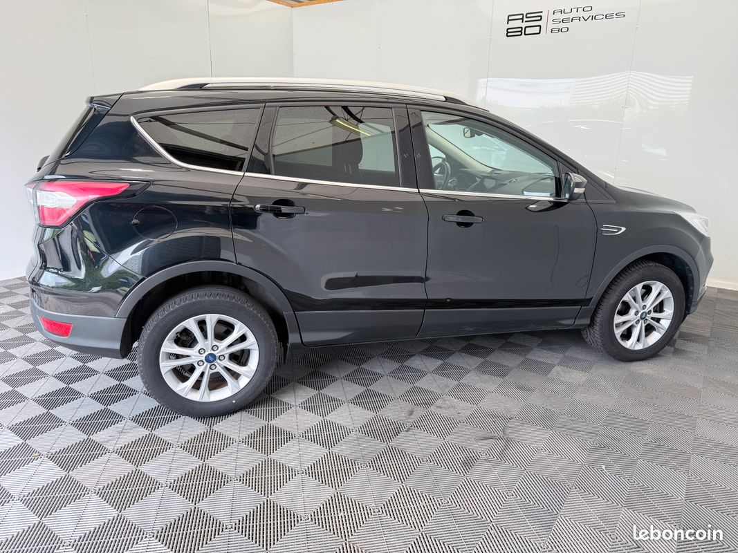 Ford Kuga 1.5 Tdci 120 Titanium 12/2017 98.245 kms (image 4)