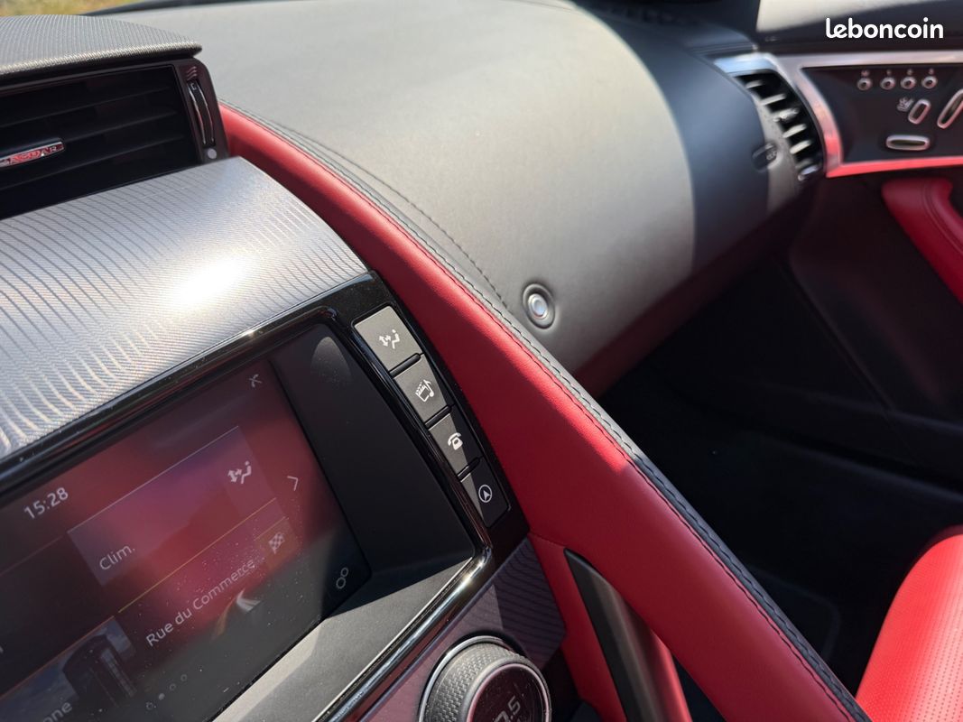 JAGUAR F-TYPE ROADSTER 2.0 T P300 R-DYNAMIC BVA FACELIFT FULL OPTIONS PAS DE MALUS SUPERBe (image 36)