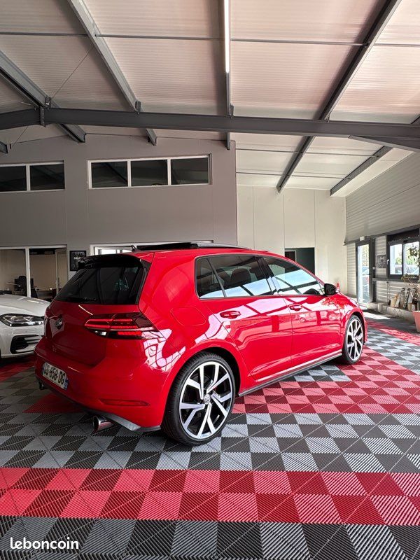 VOLKSWAGEN GOLF 7.5 GTI 230cv DSG6 PANO/DCC/CAM (image 2)