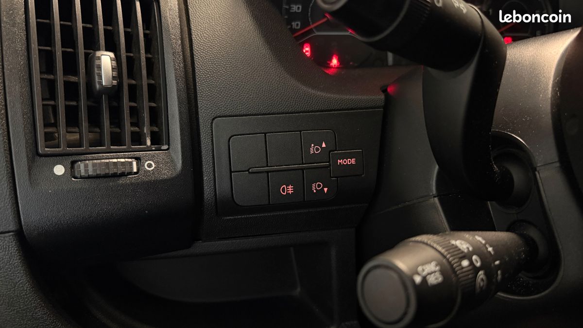 PEUGEOT BOXER VU FOURGON 330 2.2 HDI 110 L1H1 CD CLIm (image 19)