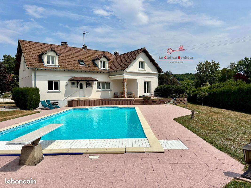 Maison 6 pièces 200 m² · à Dung · 200 m² · 345 000 €