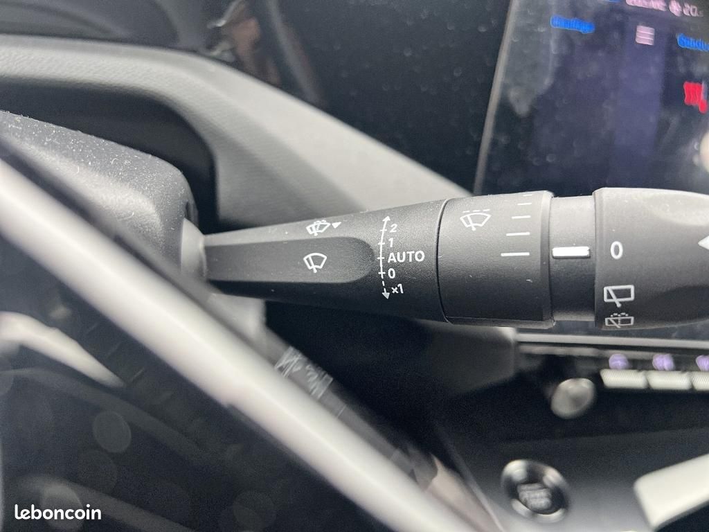 Peugeot 308 SW ELECTRIQUE 54 kWh 156ch GT (image 25)