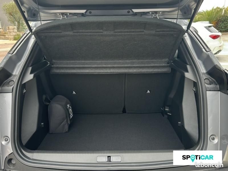 Peugeot 2008 1.2 Hybrid 145ch Allure e-DCS6 (image 6)