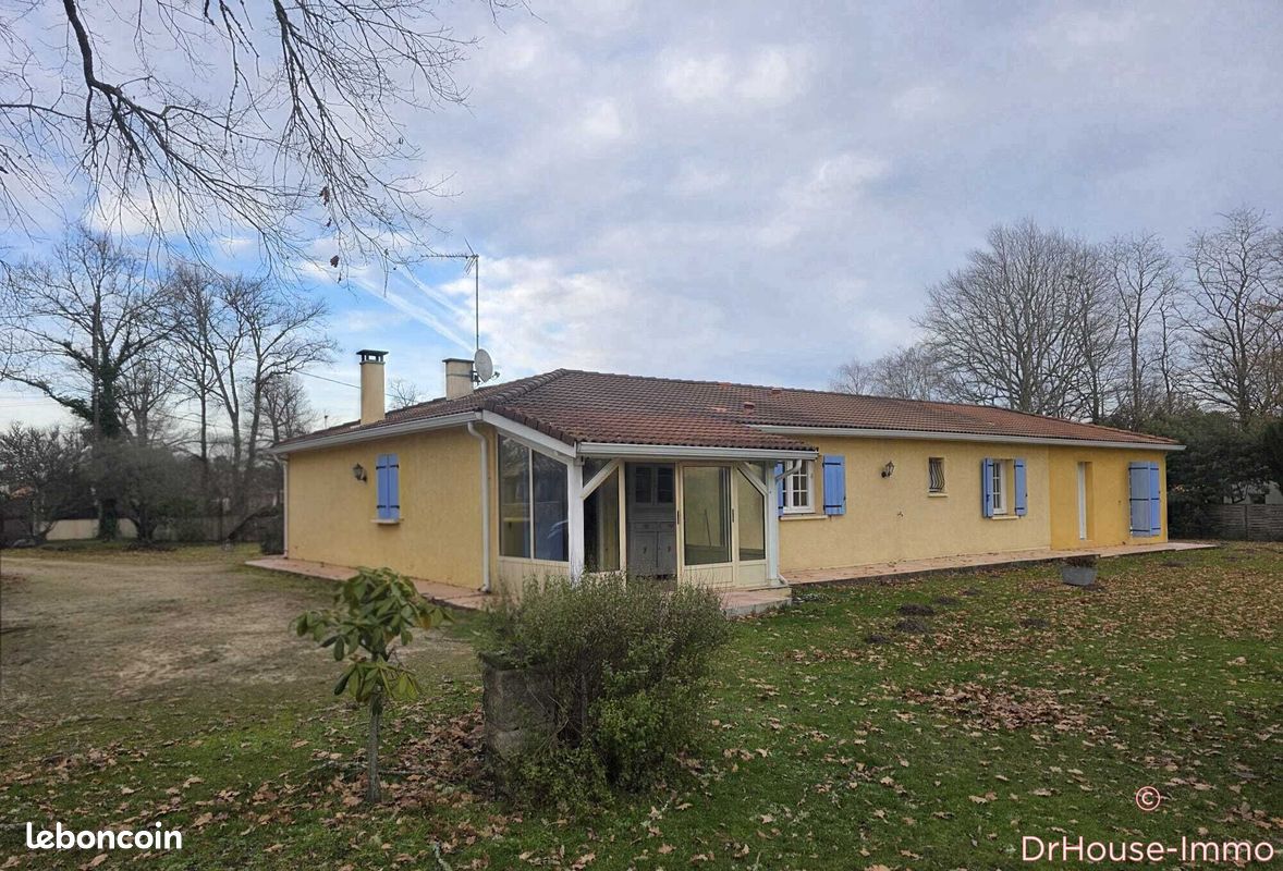 Maison 7 pièces 178 m² · à Roaillan · 178 m² · 415 000 €