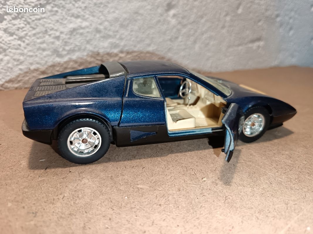 Ferrari 512 Burago 1/24 (image 3)