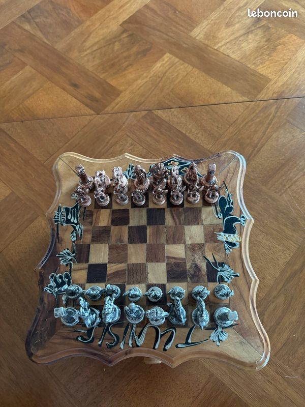 Jeu d’échec en bois (image 6)