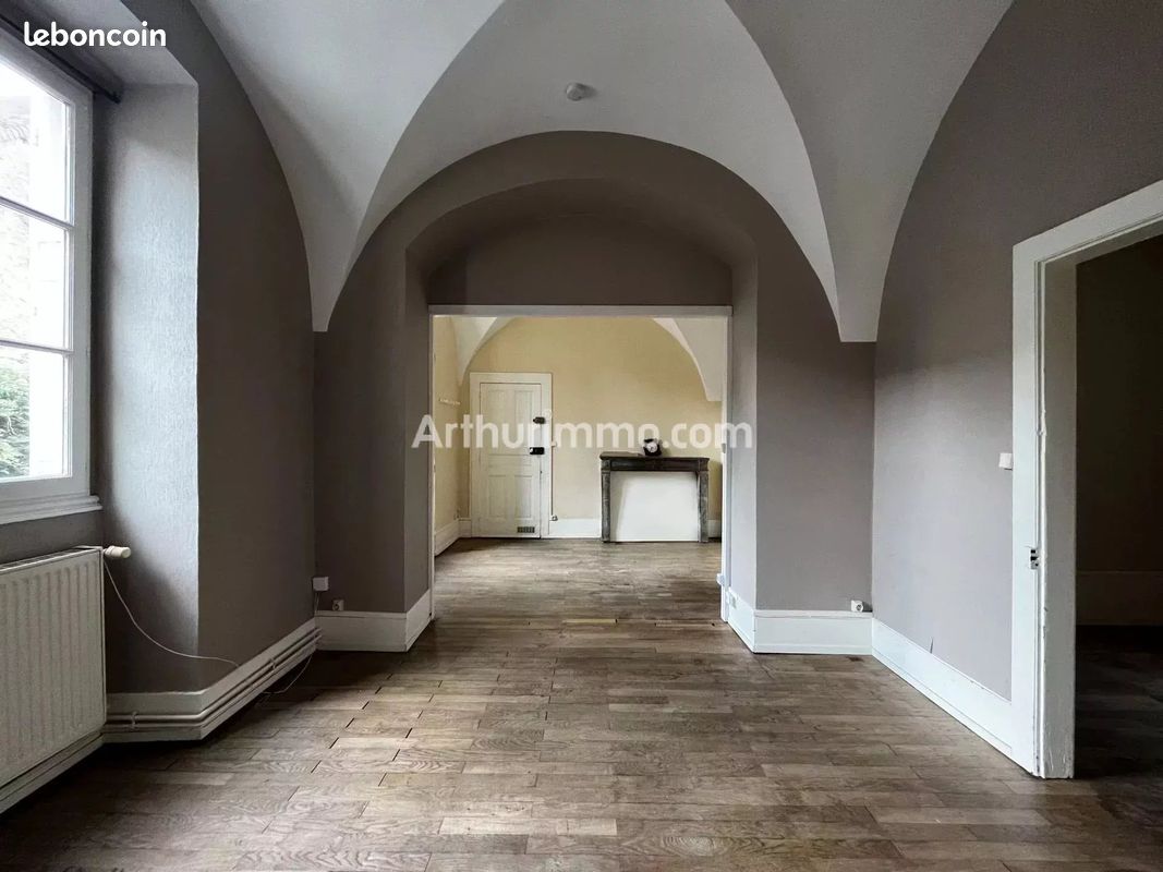 Appartement 3 pièces 45 m² · à Lons-le-Saunier · 45 m² · 490 €