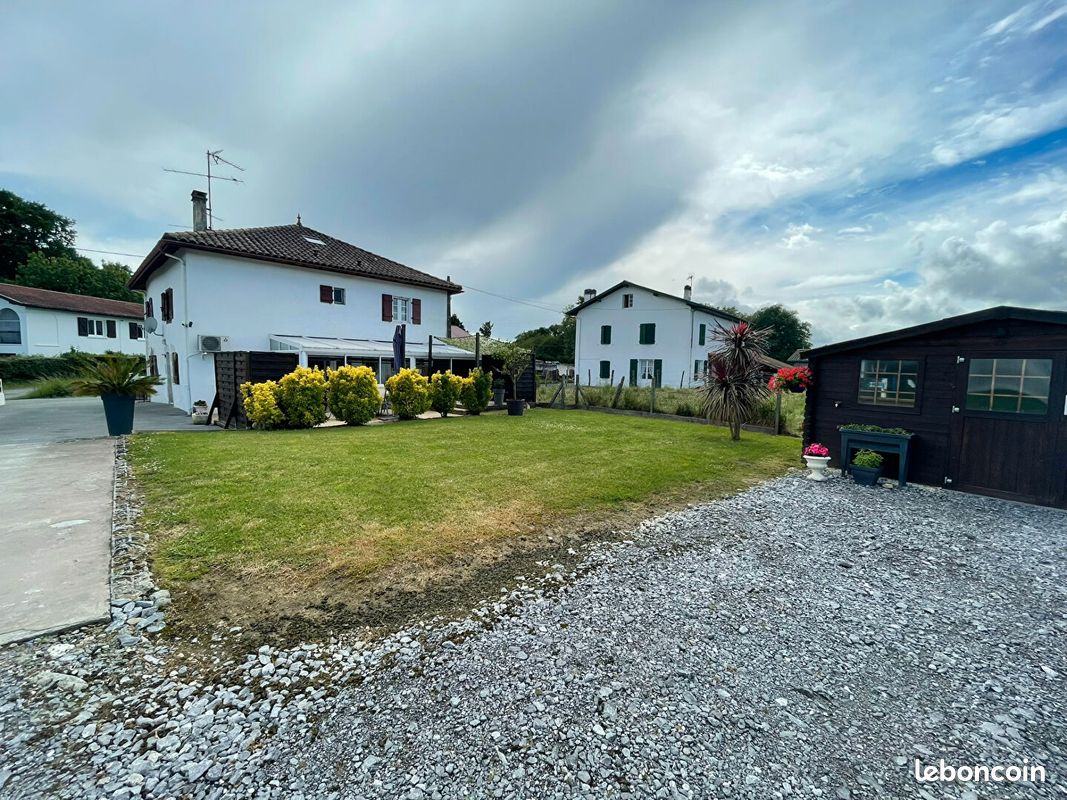 Maison 4 pièces 100 m² · à Urt · 100 m² · 360 000 €