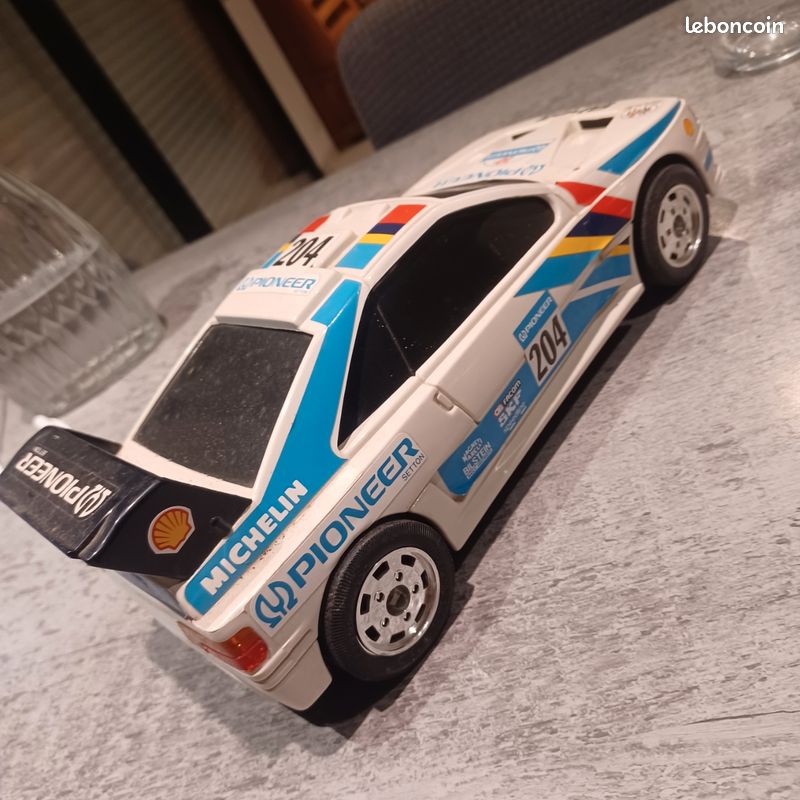 1988 Peugeot 405 Turbo 16 Pikes Peak - a photo on