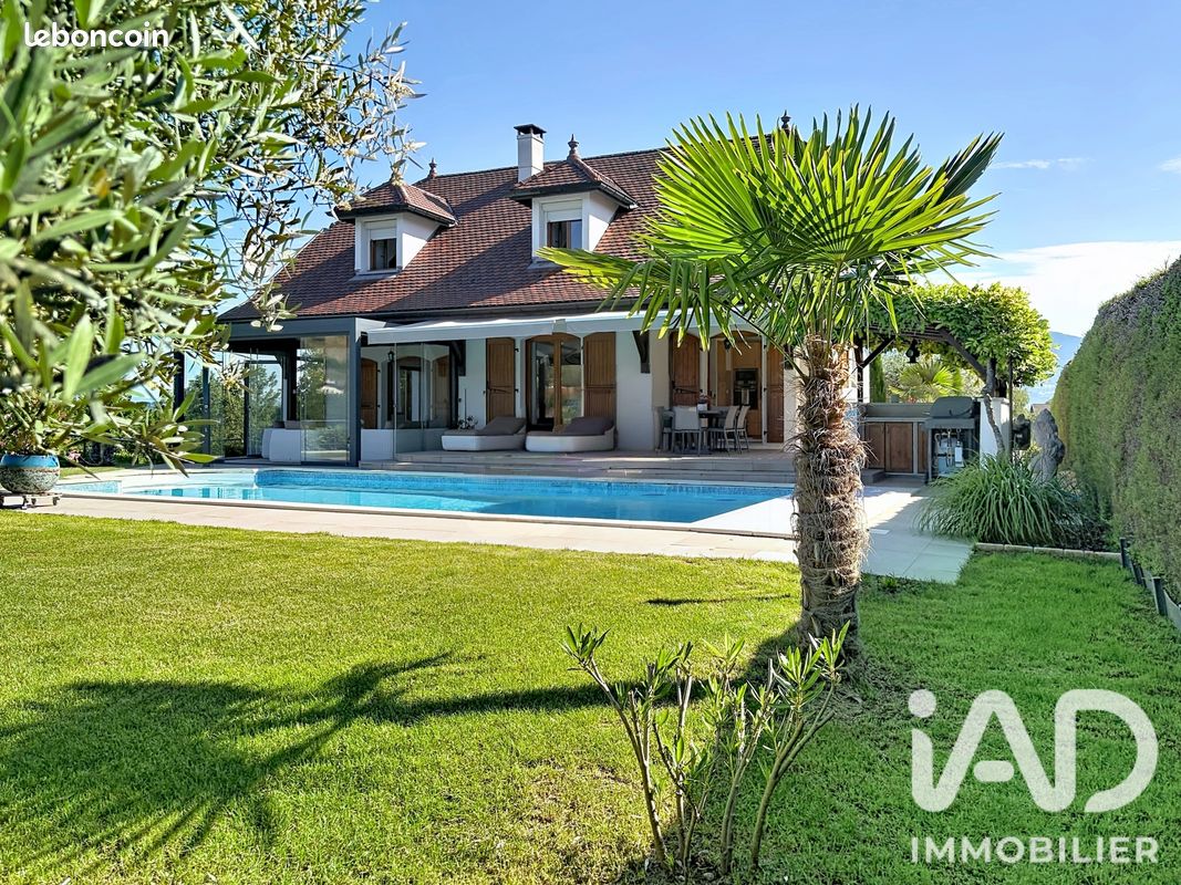 Maison 4 pièces 135 m² · à Reignier-Ésery · 135 m² · 950 000 €