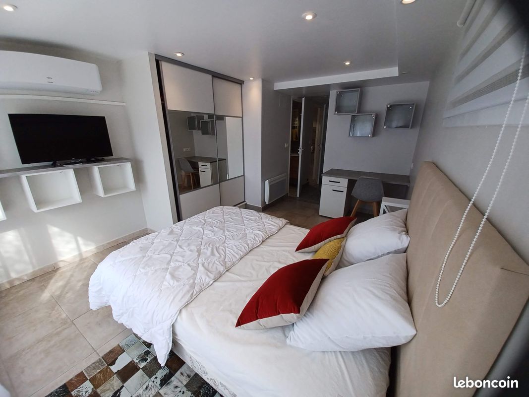 Appartement 1 pièce 24 m² · à Alès · 24 m² · 380 €