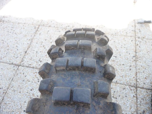 Pneu cross dunlop D752 (image 2)