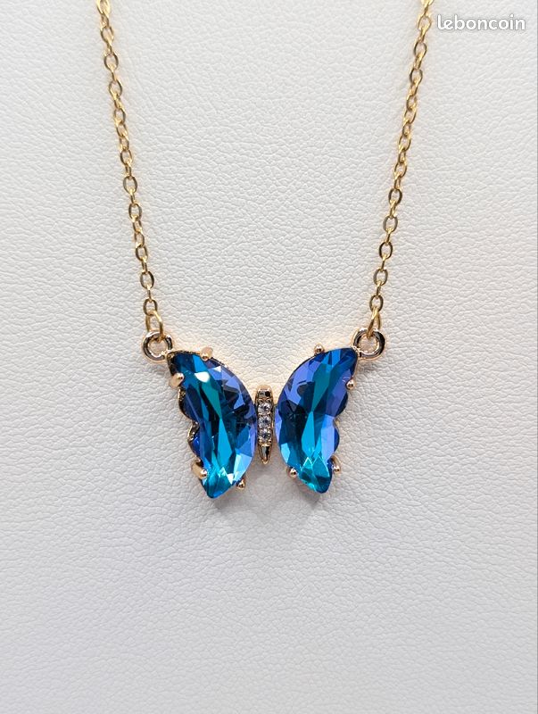 Collier papillon en verre et acier inoxydable (image 4)