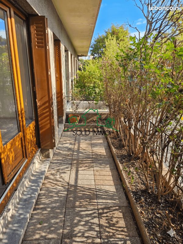 Appartement 2 pièces 51 m² · à Romainville · 51 m² · 258 000 €
