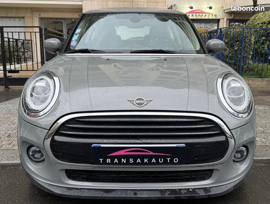 Mini cooper 1.5 136 finition greenwich - 1er main - suivi d'entretien (image 8)