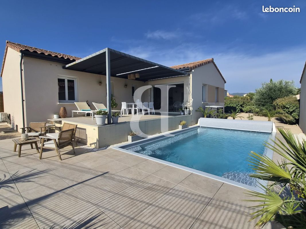 Maison 3 pièces 114 m² · à Violès · 114 m² · 389 000 €