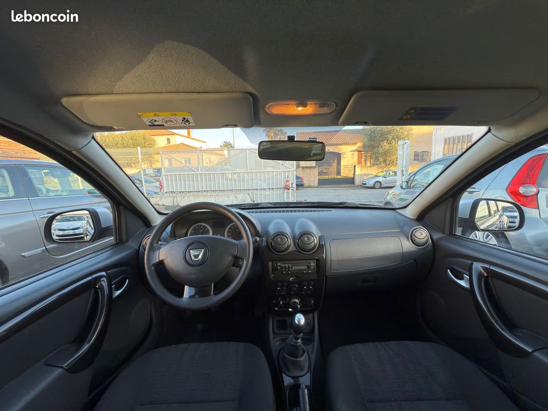 DACIA Duster 1 Phase 2 SUV 1.5 dCi 4x2 109 cv*Finition Lauréate / 2ème Main (image 3)