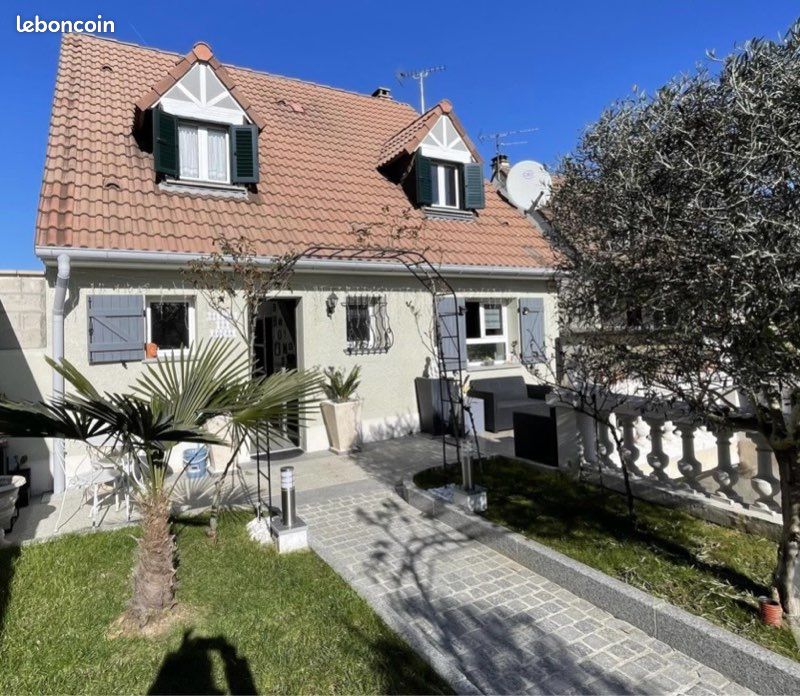 Maison 6 pièces 126 m² · à Sartrouville · 126 m² · 570 000 €