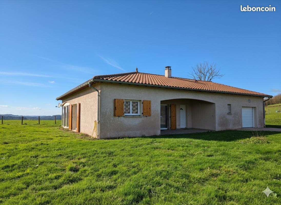 Maison 6 pièces 129 m² · à Saint-Bonnet-des-Bruyères · 129 m² · 239 000 €