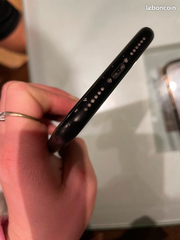 IPhone XR 64 giga (image 2)