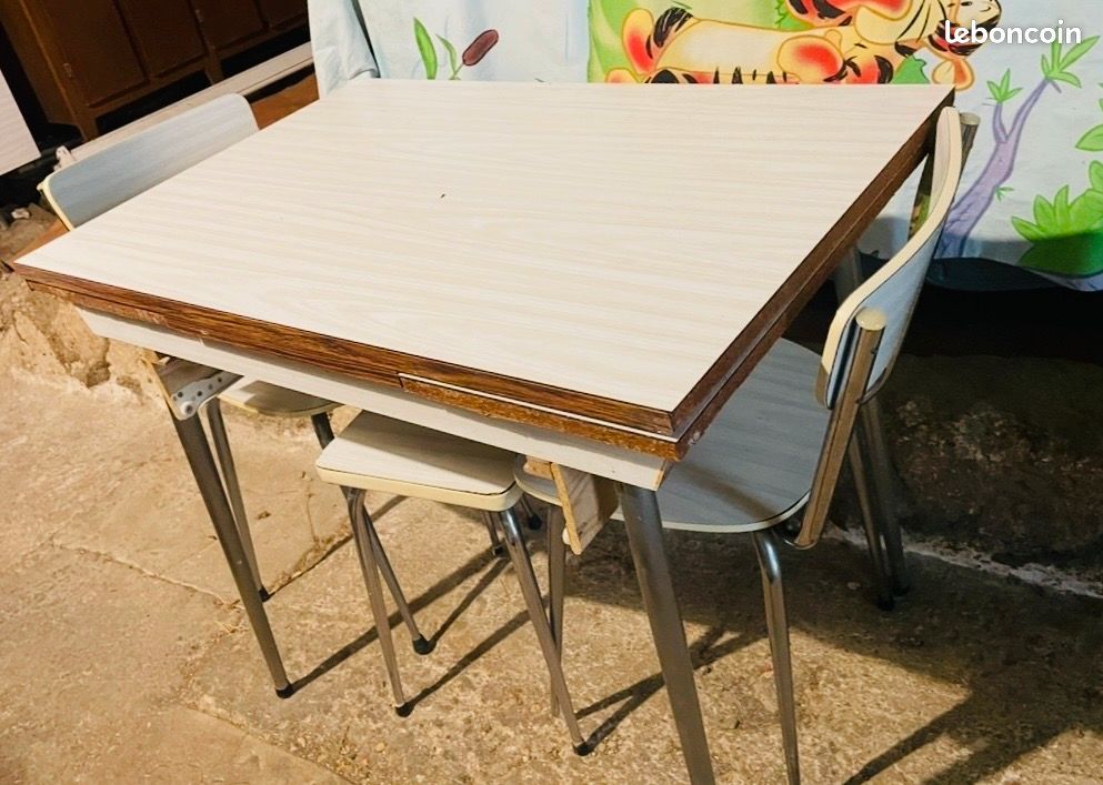 Table et chaises formica (image 2)