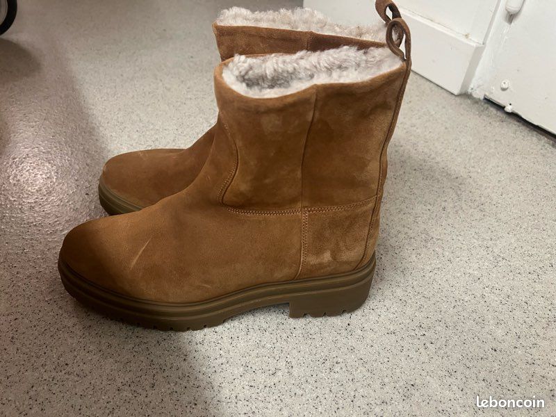 Boots bash (image 2)