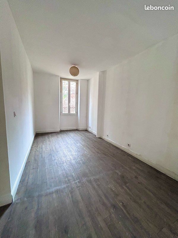 Appartement 3 pièces 48 m² · à Toulon · 48 m² · 122 000 €