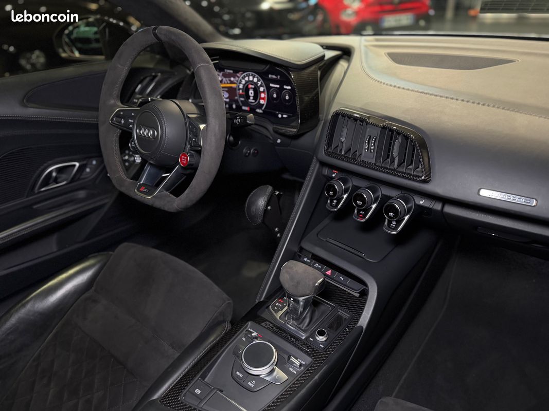 AUDI R8 Performance Decennium V10 + 620 CH S-Tronic 7 N° 57 / 222 Bang & Olufsen Magnetic Ride Cuir Etendu Freins Ceramiques 2019 (image 9)