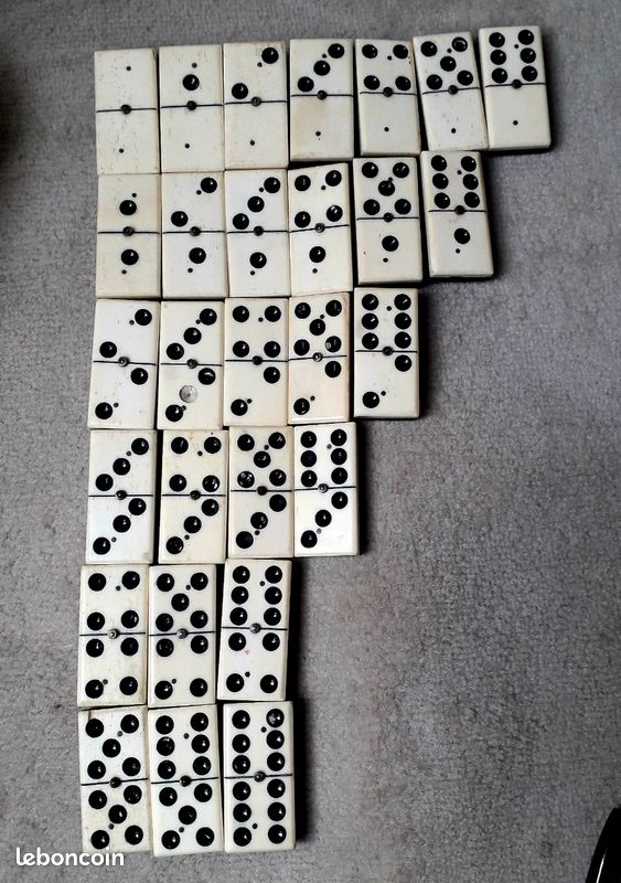 Ancien Jeu de dominos os et ebène (image 1)