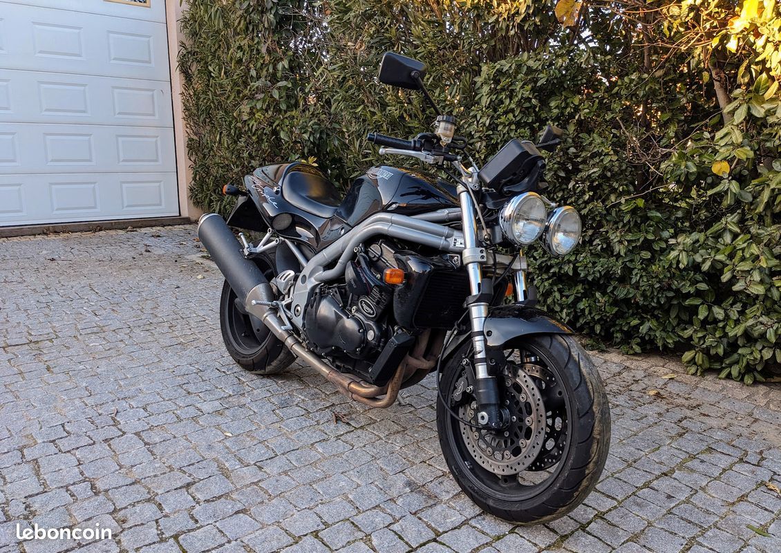 Vos motos - Page 7 72114177826a5b6105a28c61e2a619d887be4b4b