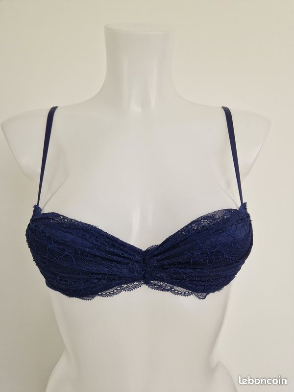Soutien gorge bleu marine avec dentelle Etam Vêtements - Main Image