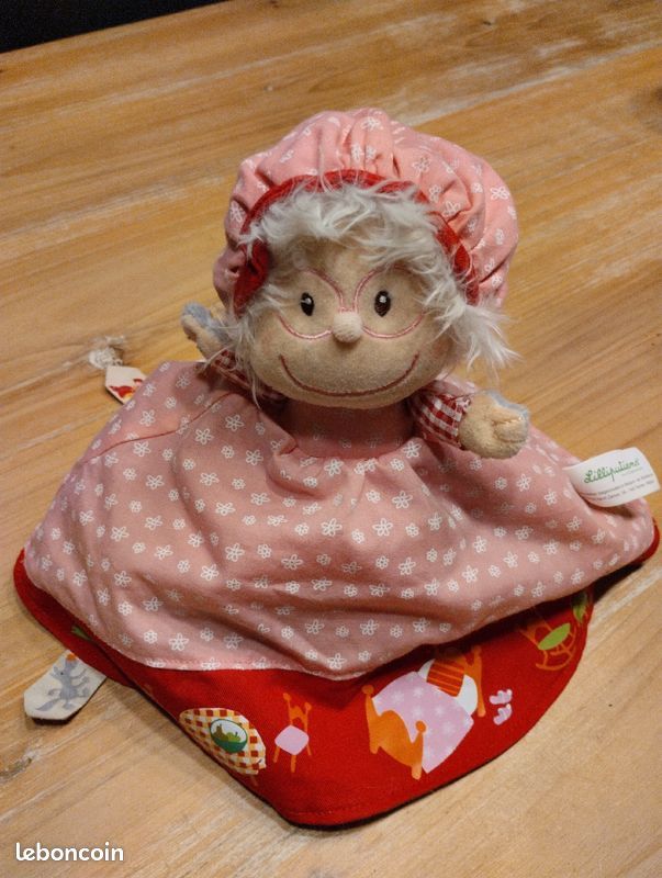 DOUDOU LILLIPUTIENS REVERSIBLE 3 en 1 PETIT CHAPERON ROUGE LOUP GRAND MERE (image 3)