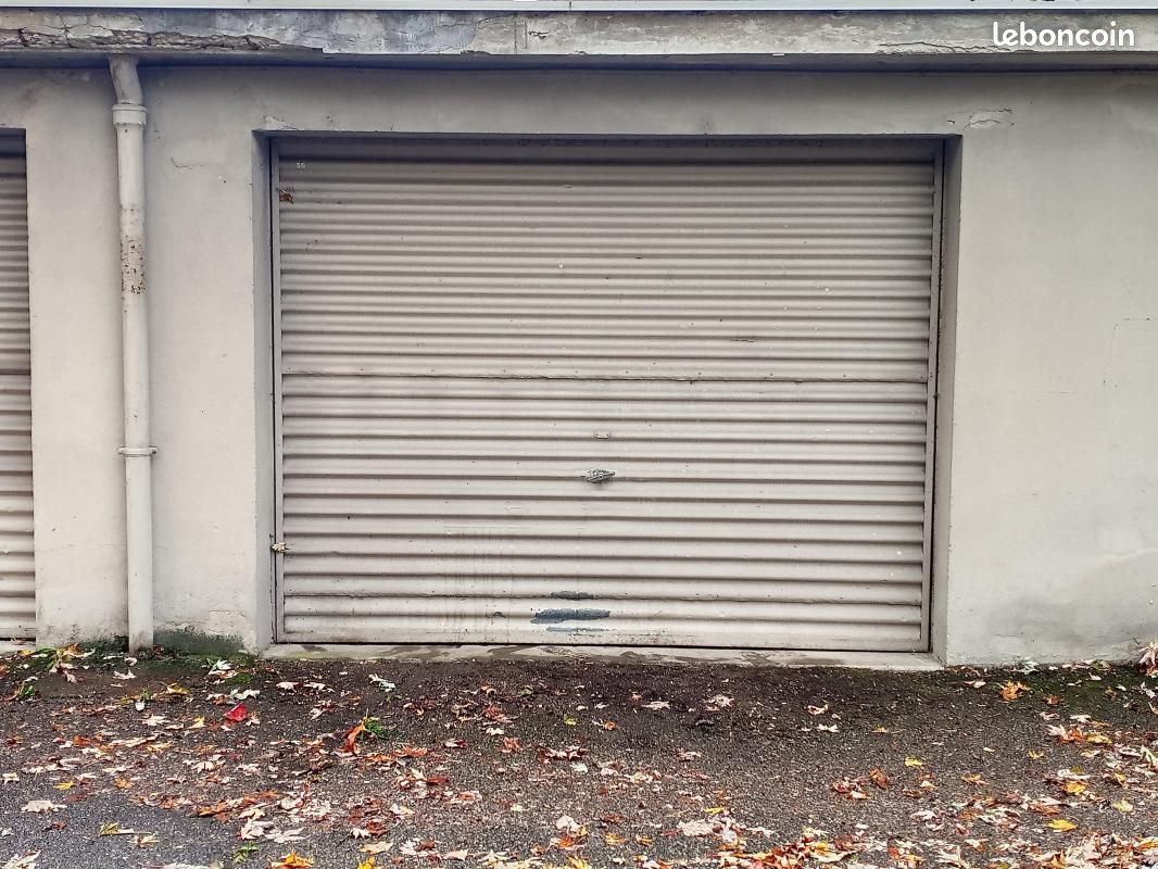 Parking 15 m² · à Bourg-en-Bresse · 15 m² · 86 €/mois