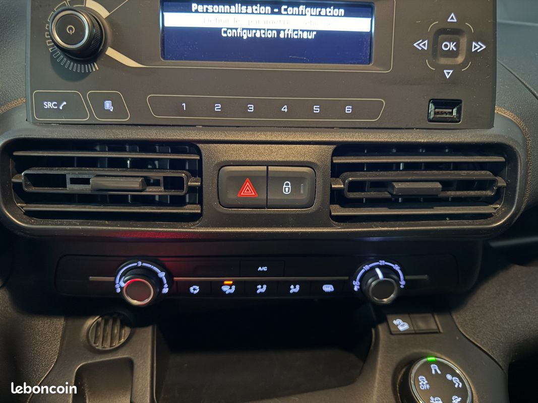 CITROEN BERLINGO Taille XL BlueHDi 130 SS BVM6 Feel (image 20)