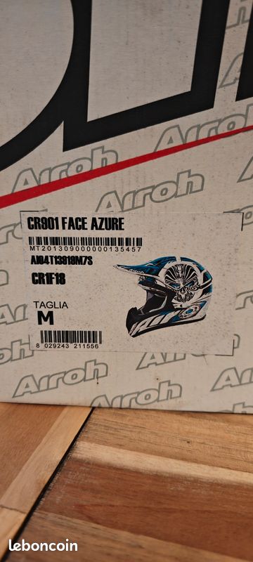 Casque Airoh cross et enduro
Airoh CR901 Face Azure
Taille M 57/58
Jamais servi, intégralement neuf (image 4)