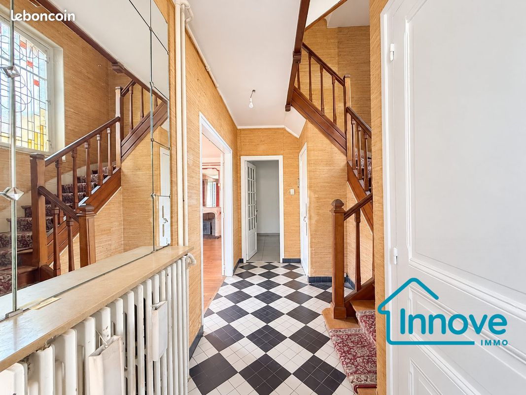 Maison 8 pièces 180 m² · à Le Chesnay-Rocquencourt · 180 m² · 1 289 000 €