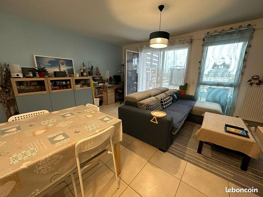 Appartement 3 pièces 66 m² · à Gex · 66 m² · 1 600 €