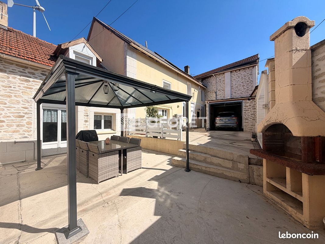 Maison 7 pièces 193 m² · à Trépail · 193 m² · 306 900 €