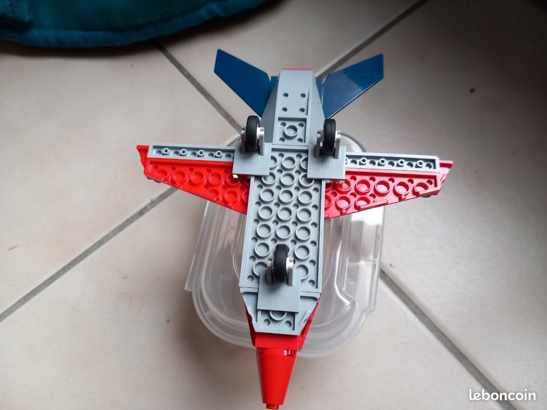 Lego 60177 (image 6)