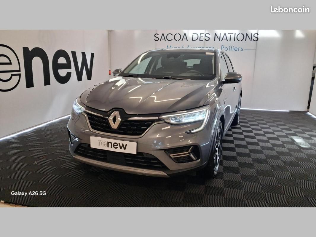 Renault Arkana E-Tech hybride 145 - 22 Techno (image 1)