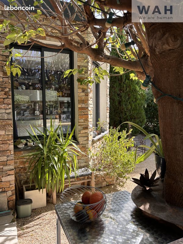 Maison 6 pièces 125 m² · à Clarensac · 125 m² · 469 000 €