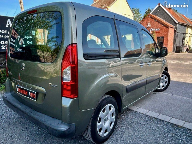 Peugeot partner phase ii 1.6 hdi pack confort 4 fois sans frais (image 2)