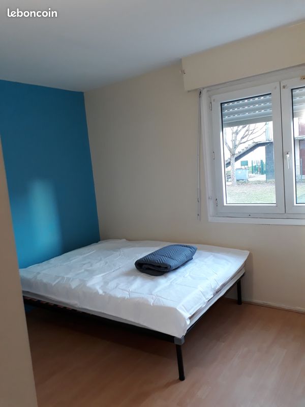 Appartement 8 pièces 14 m² · à Créteil · 14 m² · 550 €