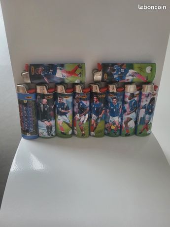 Lot de 3 briquets Collector France 98 neufs sous blister