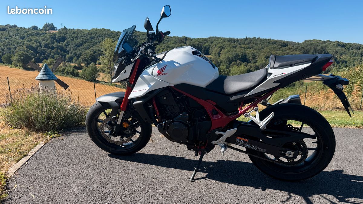 Honda 750 Hornet garantie 2029 (image 1)